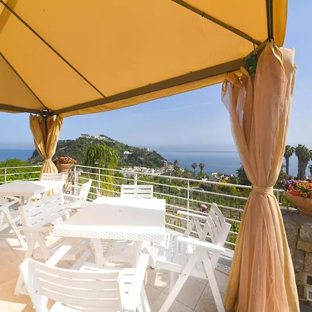 Belgodere Di Mezzavia Bed & Breakfast