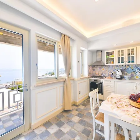 Bed & Breakfast Belgodere Di Mezzavia