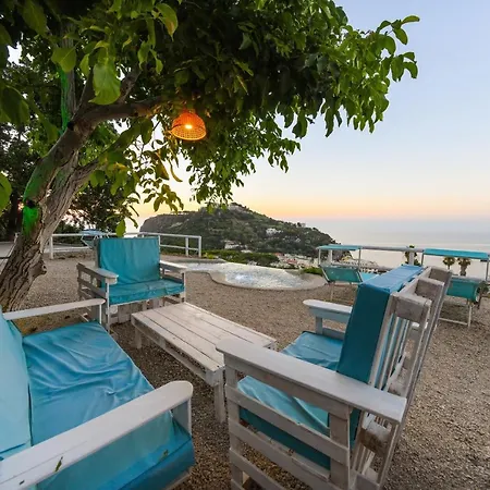 Belgodere Di Mezzavia Lacco Ameno (Isola d'Ischia)