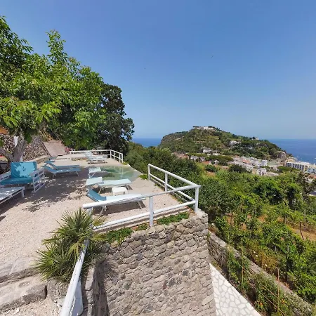 Belgodere Di Mezzavia * Lacco Ameno (Isola d'Ischia)